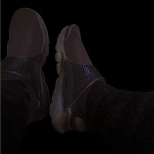 Nike Sock Dart in Triple Black Women's Size 7.5 (6Y)